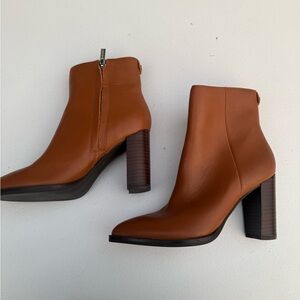 Calvin Klein New Chic Tan Ankle Boots Size 5.5